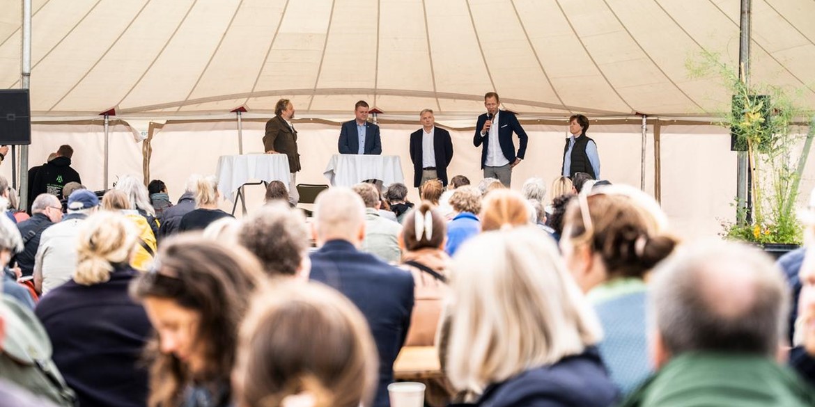 Nu starter Madens Folkemøde på Lolland: Op mod 10.000 gæster forventes at lægge vejen forbi